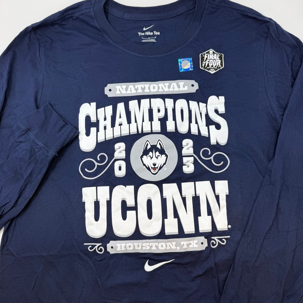 Nike UConn Huskies 2023 National Champions Mens Large‎ Long Sleeve T-Shirt NEW